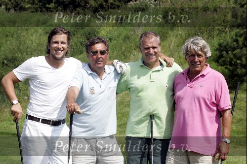 Eemnes 1 augustus 2004
Golfen voor een goed doel op  golfclub de Goyer.
Winston Gerschtanowitz en Frank Wisse