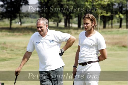 Eemnes 1 augustus 2004
Golfen voor een goed doel op  golfclub de Goyer.
Winston Gerschtanowitz en Frank Wisse