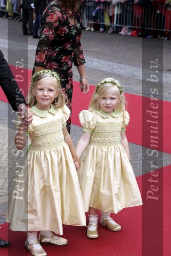 Noordwijk 27 augustus 2005
Trouwen Prins Pieter Christiaan en Anita v Eijk.
bruidsmeisje Isabella v Vollenhoven en Anna v Vollenhoven