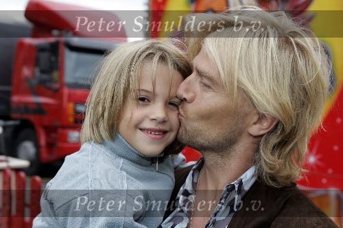 Amsterdam 9 augustus 2005
Premiere Circus Renz in Amsterdam.
Antonie Kamerling en zijn zoon Merlijn