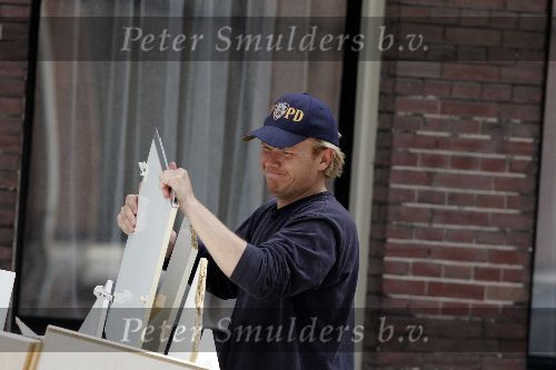 Amsterdam  4 augustus 2005
Tooske Breugem en Bastiaan Ragas bij verbouwing van hun nieuwe huis