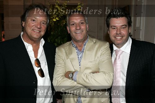 Amsterdam 31 augustus 2005
Presentatie Glamour en Lady card in Amstel hotel.
Frank Wisse Benno de Leeuw en John v Katwijk