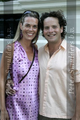Amsterdam 31 augustus 2005
Presentatie Glamour en Lady card in Amstel hotel.
Dirk Zeelenberg met vriendin