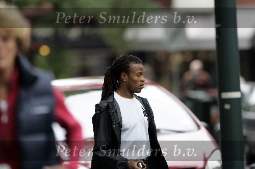 Amsterdam 10 augustus 2005
Edgar Davids doet boodschappen op cornelis Schuytstraat