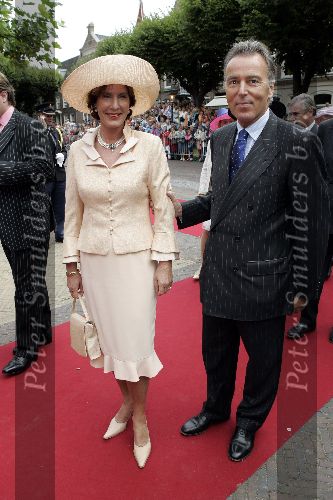 Noordwijk 27 augustus 2005
Trouwen Prins Pieter Christiaan en Anita v Eijk.
Elco Brinkman met zijn vrouw Janneke Brinkman