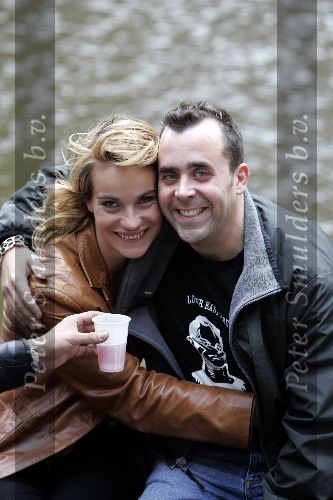 Amsterdam 8 augustus 2005
Reunie sterrenslag met boot in amsterdam.
Horrace Cohen met fleur v d Kieft