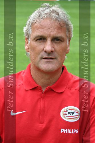 Eindhoven, 8 Augustus 2005 
Perspresentatie Selektie PSV Seizoen 2005/2006
Assistent trainer Fred Rutten
