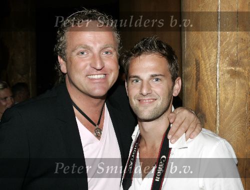 Rotterdam 7 augustus 2005
Monaco aan de maas feestje in de Jackie\'s.
Gordon  20 kg afgevallen met Jacob v Rozelaar
