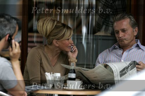 Amsterdam 20 augustus 2005
Hans Breukhoven met Connie Breukhoven en Edwin op terras bij v Dam
