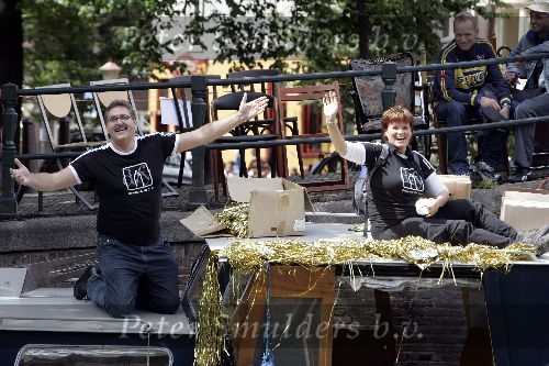 Amsterdam 6 augustus 2005
Gay parade door de grachten van Amsterdam.
Henk krol en Cindy de Koning