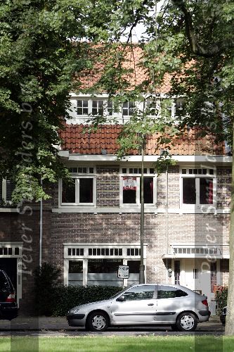 Amsterdam 21  augustus 2005
Huis Jeroen Goeman Borgesius op apollolaan 46 waar bridget Maasland is gaan kijken om eventueel te kopen