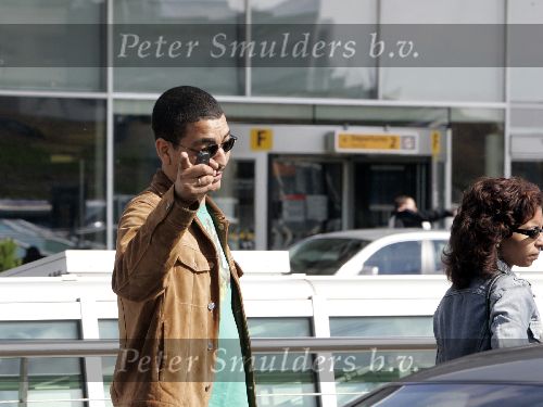 Schiphol 1 augustus 2005
Jurgen Raayman met zijn vrouw op schiphol