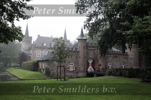 St oedenrode 23 augustus 2005
Trouwen pieter v d Hoogenband en Minoush.
Kasteel St oedenrode
Kasteel Henkenshage