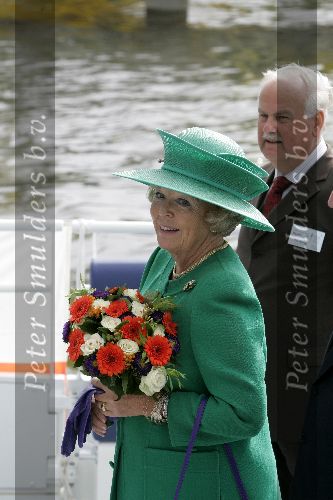 Amsterdam 20 augustus 2005
Koningin Beatrix doopt Beatrix catemaran voor het prinses Beatrix fonds op Sail 2005