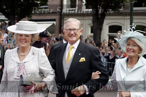 Noordwijk 27 augustus 2005
Trouwen Prins Pieter Christiaan en Anita v Eijk.
Pieter v Vollenhoven met Koningin Beatrix en moeder van Anita