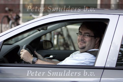 Amsterdam 2 augustus 2005
Marc v d Linden achter het stuur van auto na behalen rijbewijs