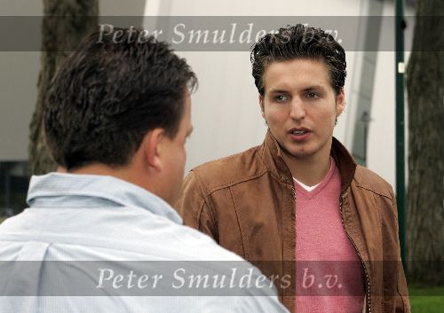 St. Oedenrode, 23 Augustus 2005
Pieter v d Hoogenband enkele uren voordat hij ging trouwen met
Minouche v d Hoogenband