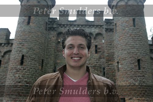 St. Oedenrode, 23 Augustus 2005
Pieter v d Hoogenband enkele uren voordat hij ging trouwen met
Minouche v d Hoogenband