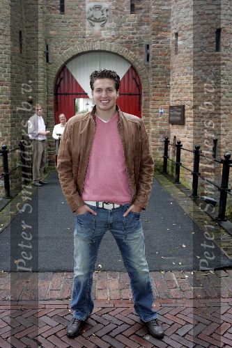 St. Oedenrode, 23 Augustus 2005
Pieter v d Hoogenband enkele uren voordat hij ging trouwen met
Minouche v d Hoogenband