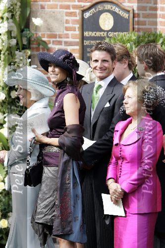 Noordwijk 27 augustus 2005
Trouwen Prins Pieter Christiaan en Anita v Eijk.
Prinses Marilene en Prins Maurits