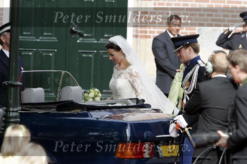 Noordwijk 27 augustus 2005
Trouwen Prins Pieter Christiaan en Anita v Eijk.
bij mercedes cabrio