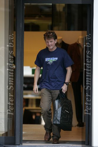 Amsterdam 14 augustus 2005
Prins Pieter Christiaan haalt zijn trouwpak op bij Zegna in de pc hooftstraat.