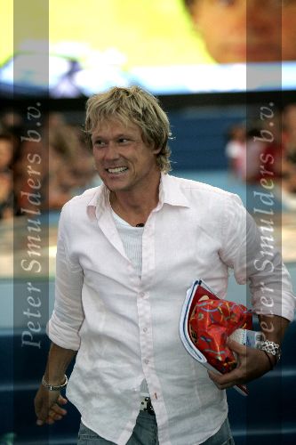 Aalsmeer 24 augustus 2005
Big Brother V bij endemol 
Rob BB