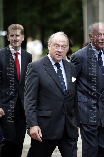 Apeldoorn 25 augustus 2005
Trouwen Prins Pieter Christiaan en Anita v Eijk.
Robbie v Erven Dorens