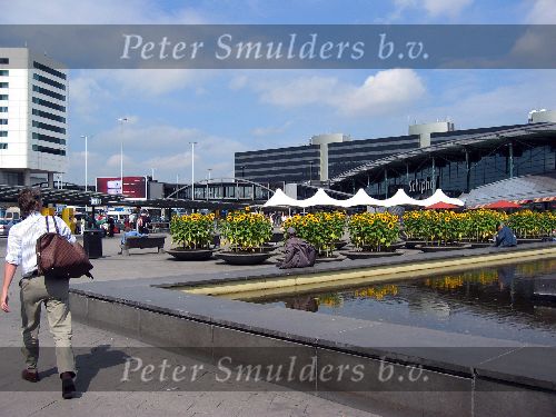 Amsterdam, 13 Augustus 2005
Hoofdingang Schiphol