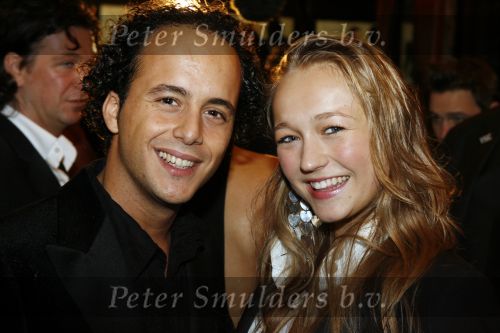 AMSTERDAM 16 november 2006
Premiere James Bond in Tuschinski. John Karthaus en Carolien Spoor