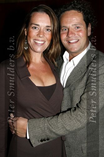Amsterdam 9 november 2006
Premiere Palazzo bij de westergasfabriek.
Dirk Zeelenberg met zijn zwangere vriendin