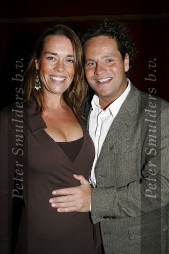 Amsterdam 9 november 2006
Premiere Palazzo bij de westergasfabriek.
Dirk Zeelenberg met zijn zwangere vriendin