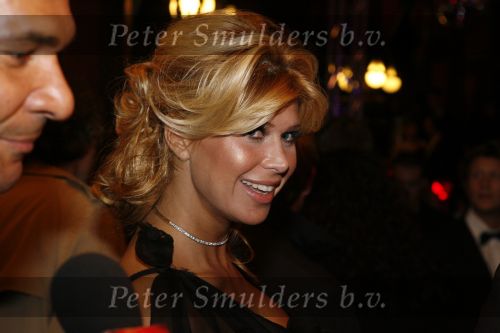 AMSTERDAM 16 november 2006
Premiere James Bond in Tuschinski. Estelle Gullit en Ruud