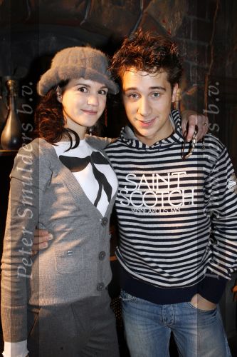 Amsterdam 14 november 2006
Presentatie dvd doodeind. Marly v d Velde met petje/muts en haar vriend Joey v d Velde