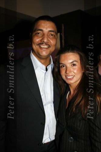 Amsterdam 24 november 2006
Presentatie boek en dvd van Jurgen Raymann door Henk ten Cate. Jurgen met Rossana Lima