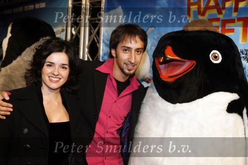 Amsterdam 27 november 2006
Premiere Happy Feet in Tuschinski. Katharina Justic en Gurkan Kucuksenturk