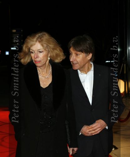 Hilversum 1 december 2006
Opening gebouw beeld en geluid door koningin Beatrix. Wim T Schippers met zijn vrouw