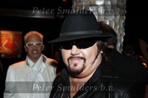Amsterdam 10 december 2009
VIP avond van de miljonair fair in de RAI. Andre Hazes Look a Like
Peter Smulders bv
