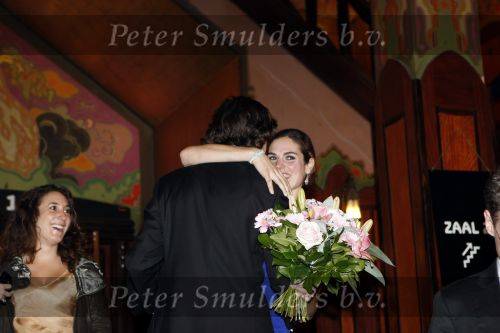 Amsterdam 16 november 2009
Premiere komt een vrouw bij de dochter in Tuschinski. Anna Drijver met vriend
Peter Smulders bv