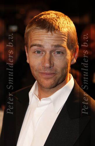 Amsterdam 16 november 2009
Premiere komt een vrouw bij de dochter in Tuschinski. Antonie Kamerling
Peter Smulders bv