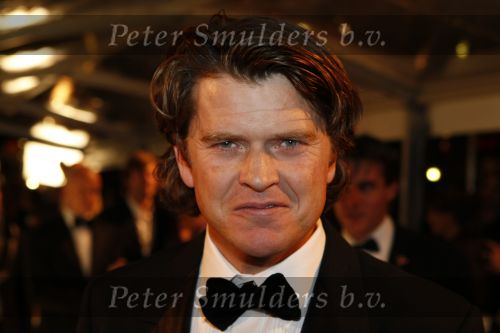 Amsterdam 16 november 2009
Premiere komt een vrouw bij de dochter in Tuschinski. Beau v Erven Dorens
Peter Smulders bv