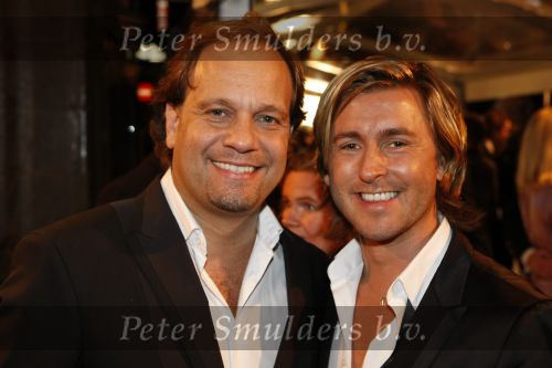 Amsterdam 16 november 2009
Premiere komt een vrouw bij de dochter in Tuschinski. carlo Boszhard met vriend
Peter Smulders bv