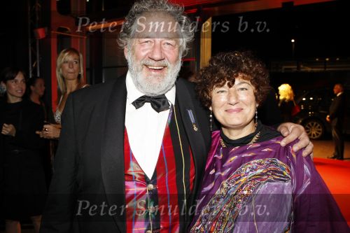 Amsterdam 21 november 2009
Gala van JFK waar de nederlander van het jaar gekozen wordt in de passenger terminal. Chiem en Marina v Houweninge
Peter Smulders bv