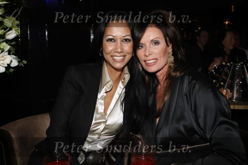 Amsterdam 25 november 2009
Opening grand cafe Players in amsterdam. Cindy v Pelt met een kennis
Peter Smulders bv