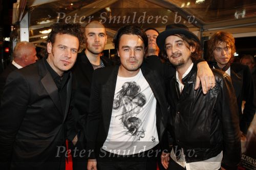 Amsterdam 16 november 2009
Premiere komt een vrouw bij de dochter in Tuschinski. Dinand Woesthoff met Dennis v Leeuwen Kane
Peter Smulders bv