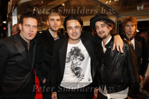 Amsterdam 16 november 2009
Premiere komt een vrouw bij de dochter in Tuschinski. Dinand Woesthoff met Dennis v Leeuwen Kane
Peter Smulders bv