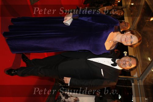 Amsterdam 16 november 2009
Premiere komt een vrouw bij de dochter in Tuschinski. Erwin v Lambaart met vrouw
Peter Smulders bv
