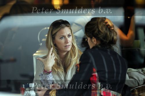 Amsterdam 6 november 2009
Fabienne de Vries op terras.
Peter Smulders bv