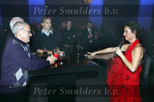 Sliedrecht 29 november 2009
Femke Wolthuis en Eric Bergsma  als cabaretduo Typisch!!
Peter Smulders bv