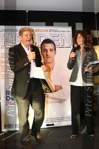 Arnhem, Papendal 8 December 2009
Presentatie 3e uitgave van het magazine HELDEN van Frits Barend en zijn dochter Barbara Barend
Barbara Barend met haar vader Frits Barend 
Foto Peter Smulders